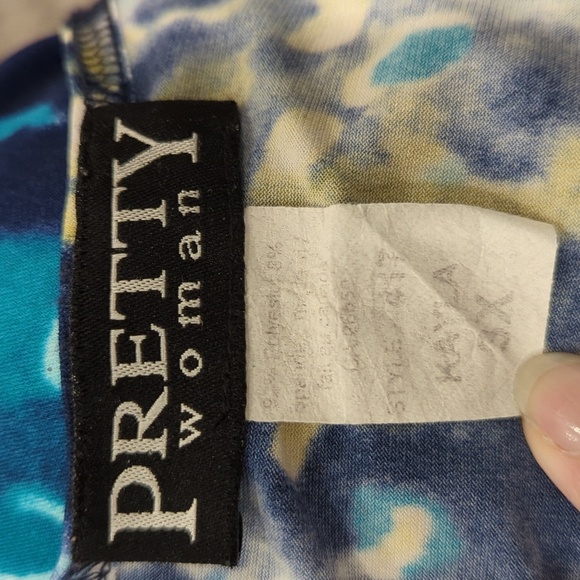 Watercolor Tank Top - Picture 4 of 5